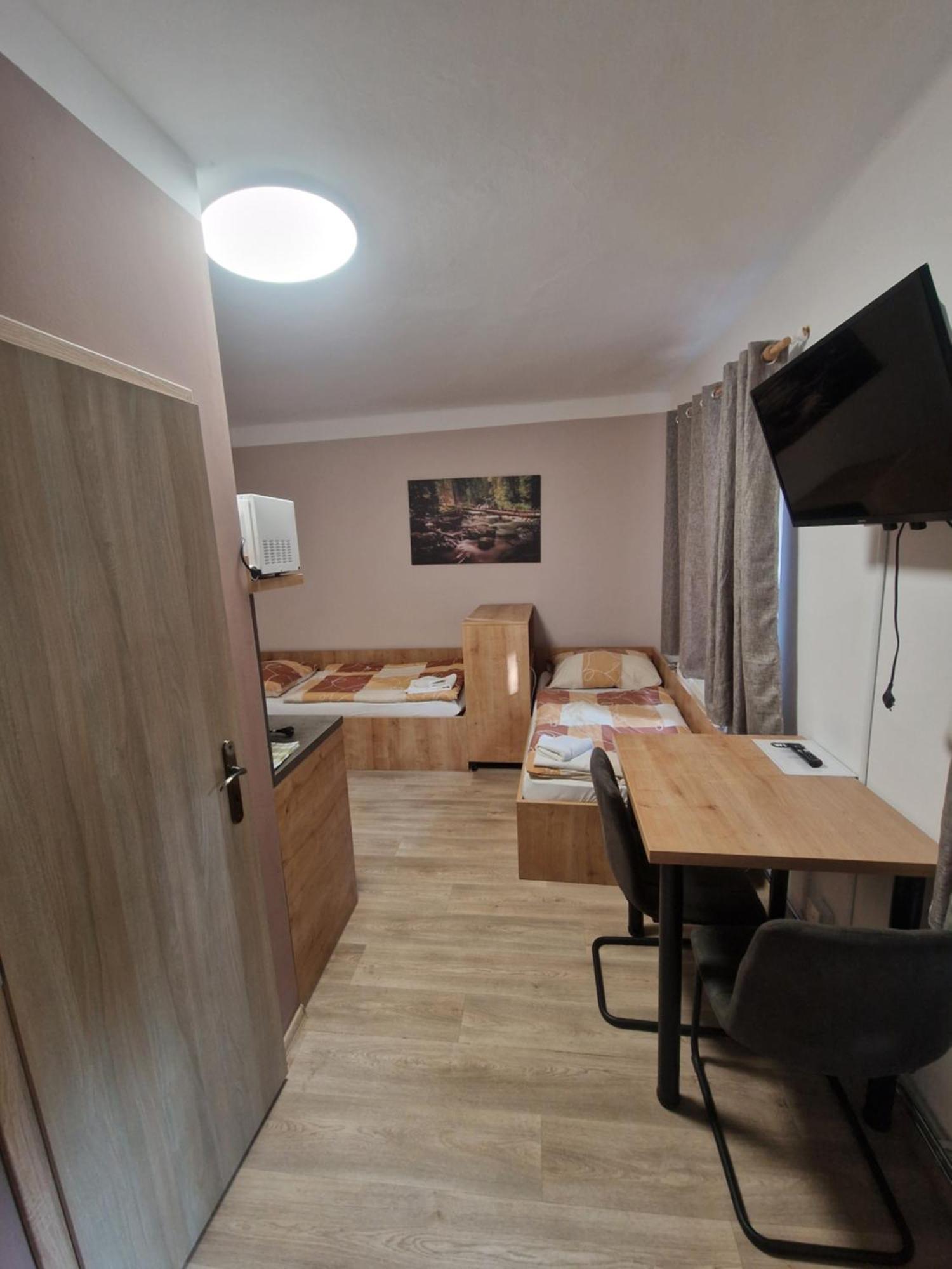 Apartmany Pod Klasterem Kladruby  Zewnętrze zdjęcie